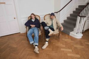 ยูนิโคล่ และ JW ANDERSON แต่งเติมความสนุกเข้ากับเนื้อผ้าเบาสบาย ผ่านคอลเลคชันประจำฤดูใบไม้ผลิ/ฤดูร้อน 2026 พร้อมวางจำหน่ายตั้งแต่ 27 กุมภาพันธ์ 2569 เป็นต้นไป