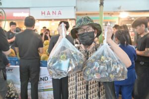 Soft Power ผลไม้ไทย ทำไมเมนูข้าวเหนียวมะม่วงและทุเรียนถึงโกอินเตอร์